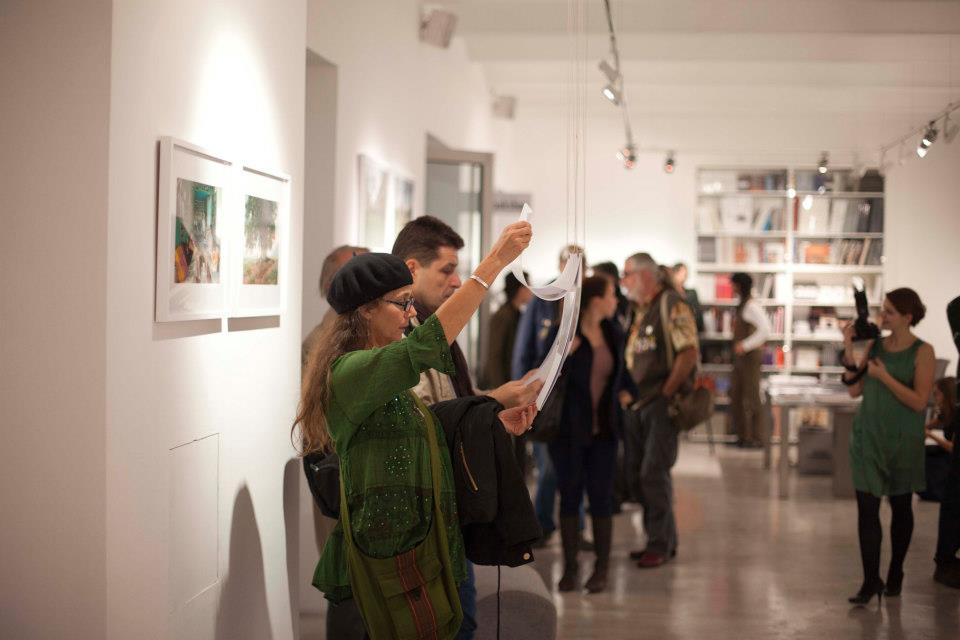 Opening Group show Me my Self & I Azenberger Gallery, Viena. O Destino De Um Coração.